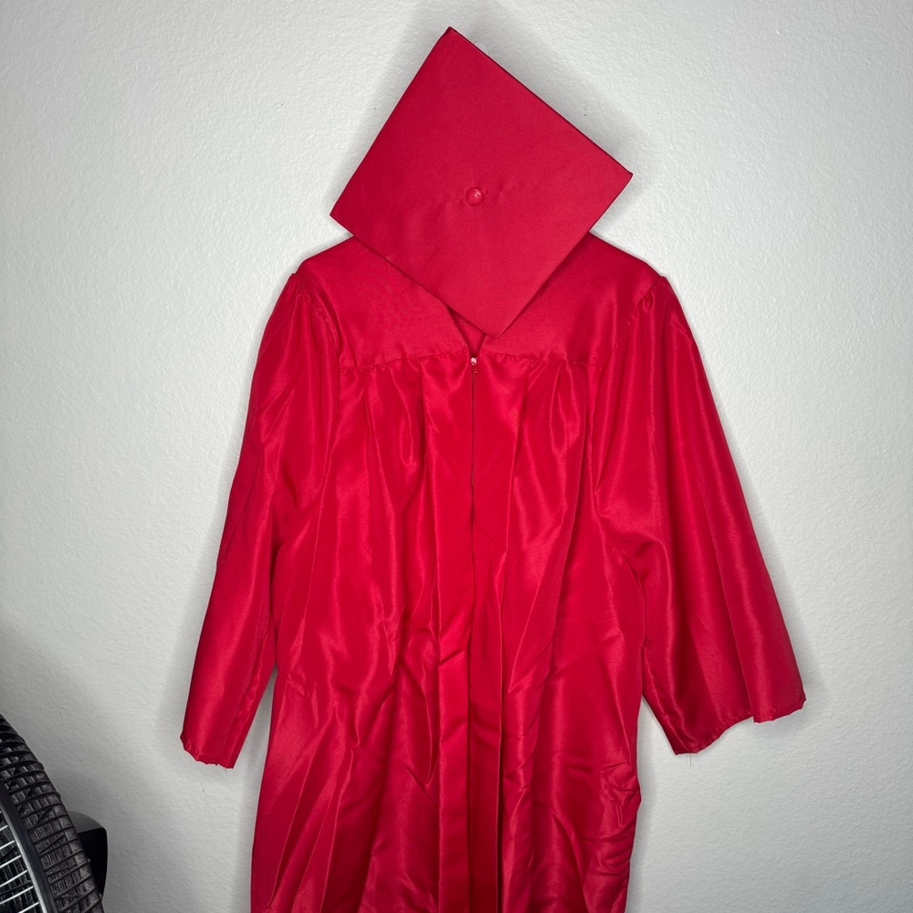 Jostens Red Graduation Cap and Gown 5’1-5’3